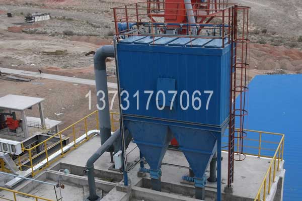 甘肃兰州水泥厂定购的石灰窑布袋除尘器已交付使用